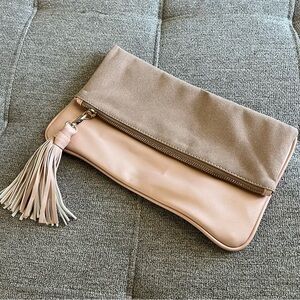 WHO WHAT WEAR magnetic light pink Clutch with Tassel